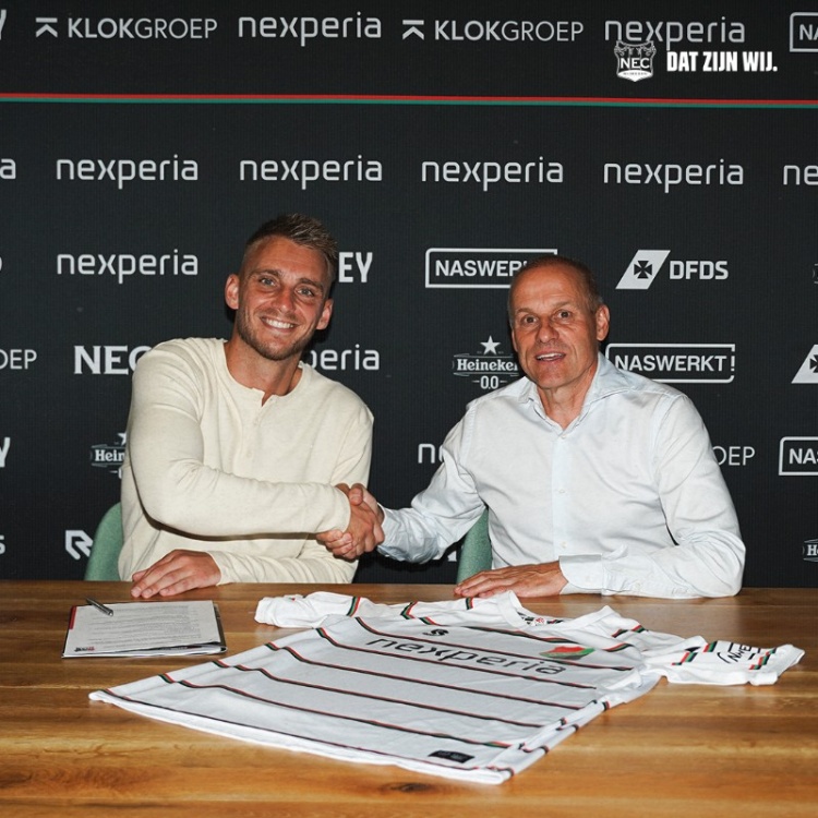 官方:36岁门将西莱森免签回归荷甲奈梅亨,签约一年