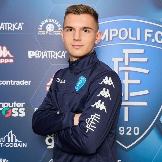 莫雷托:国米U23签下恩波利21岁波兰后腰卡兹马尔斯基