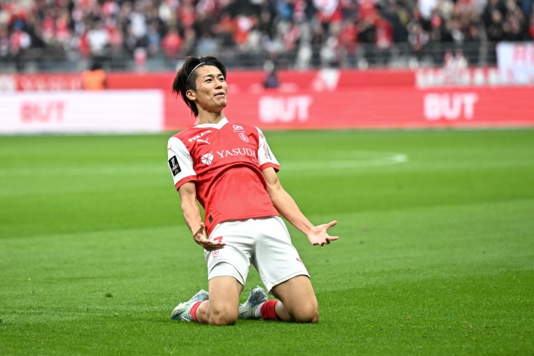 结束罢赛,兰斯官方:日本国脚中村敬斗承诺留队,将恢复训练