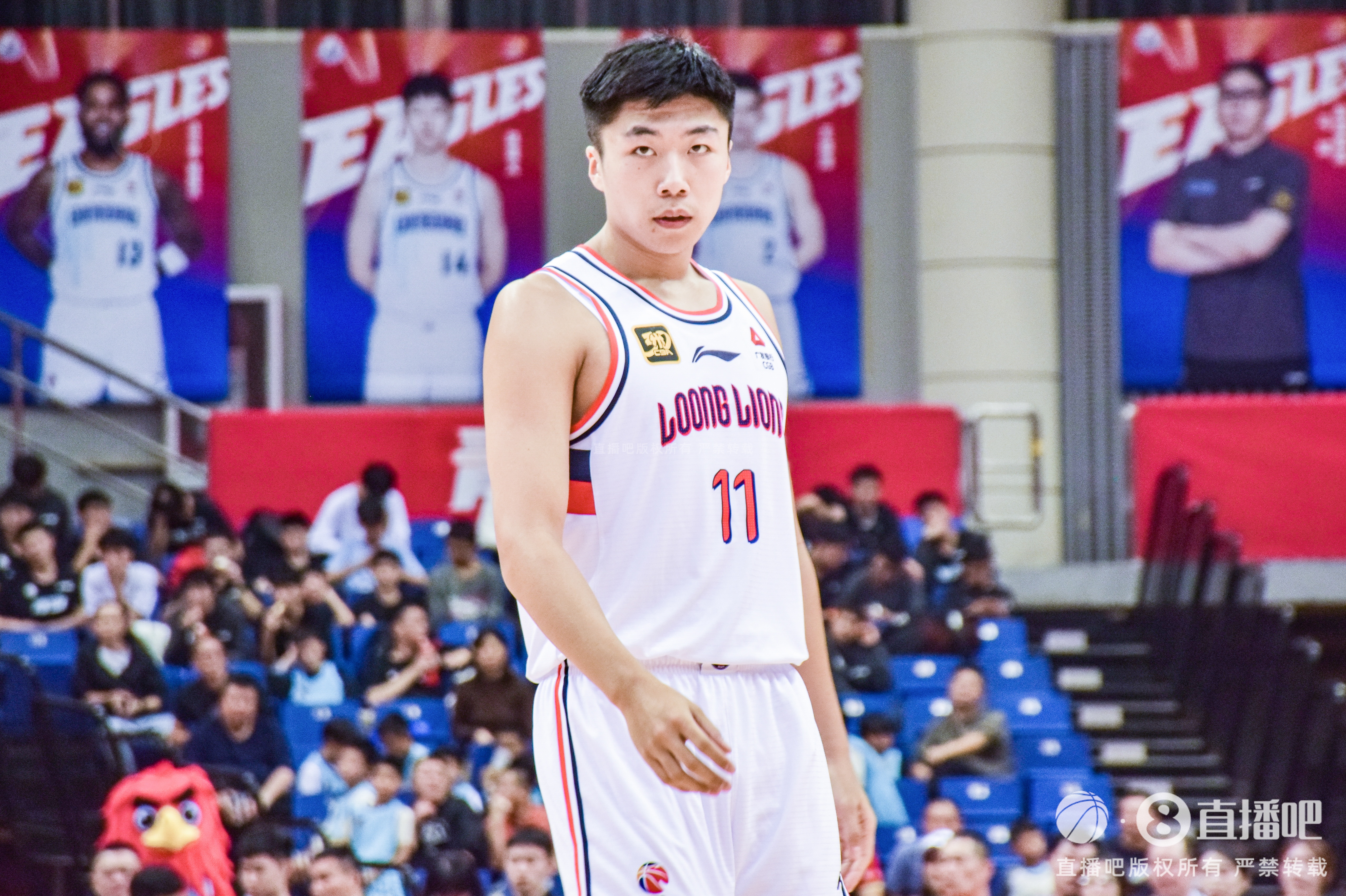 媒体人：王仕鹏绝杀斯洛文尼亚后成无解投手 刘颜诚回CBA应有提升